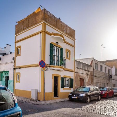 Arty Vintage Townhouse With Rooftop Shower & Sun Loungers Olhao Bagian luar foto