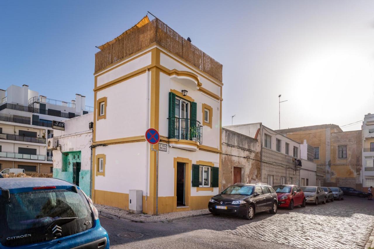Arty Vintage Townhouse With Rooftop Shower & Sun Loungers Olhao Bagian luar foto