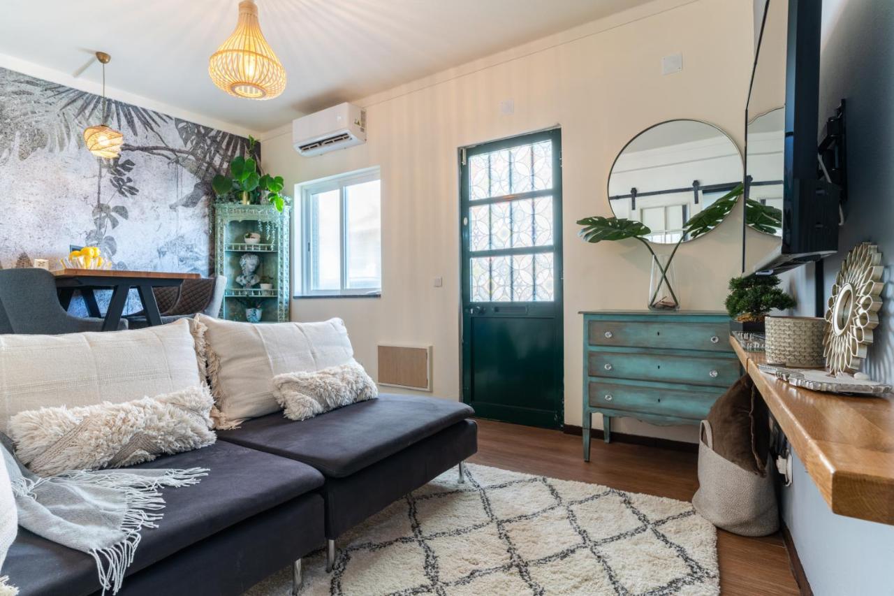 Arty Vintage Townhouse With Rooftop Shower & Sun Loungers Olhao Bagian luar foto