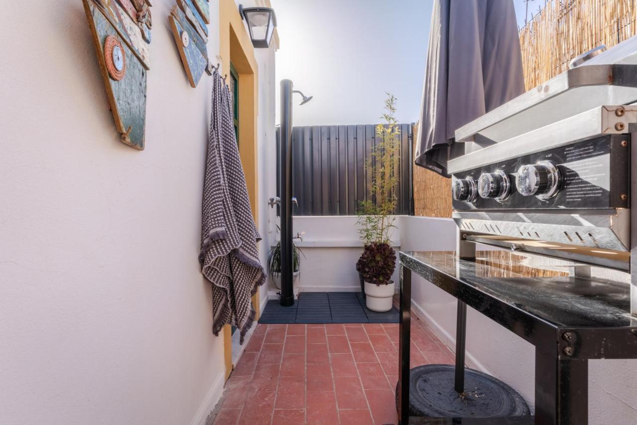 Arty Vintage Townhouse With Rooftop Shower & Sun Loungers Olhao Bagian luar foto