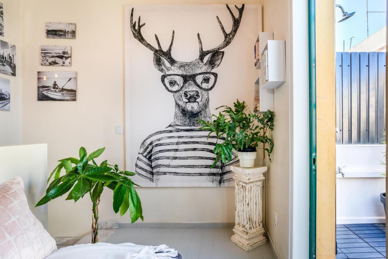 Arty Vintage Townhouse With Rooftop Shower & Sun Loungers Olhao Bagian luar foto