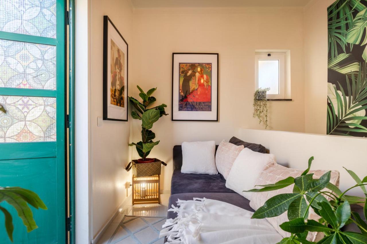 Arty Vintage Townhouse With Rooftop Shower & Sun Loungers Olhao Bagian luar foto